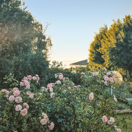 In Hyllinge * Kirke-Hyllinge